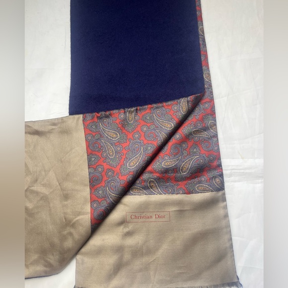 Christian Dior scarf - Picture 2 of 8